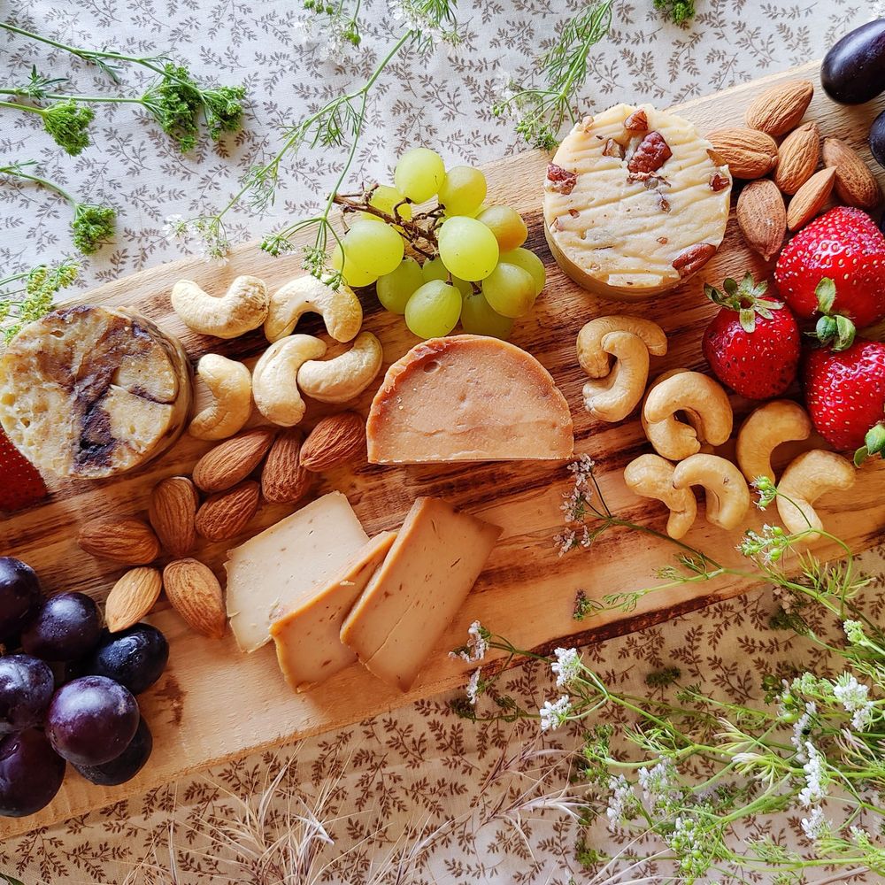 מגש גבינות טבעוניות